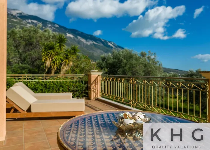 Alafona Sea View Maisonette In Village Villa